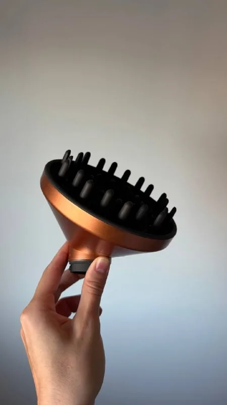 Насадка-диффузор для стайлера Dyson 1