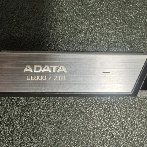 Флешка ADATA Elite UE800 2TB