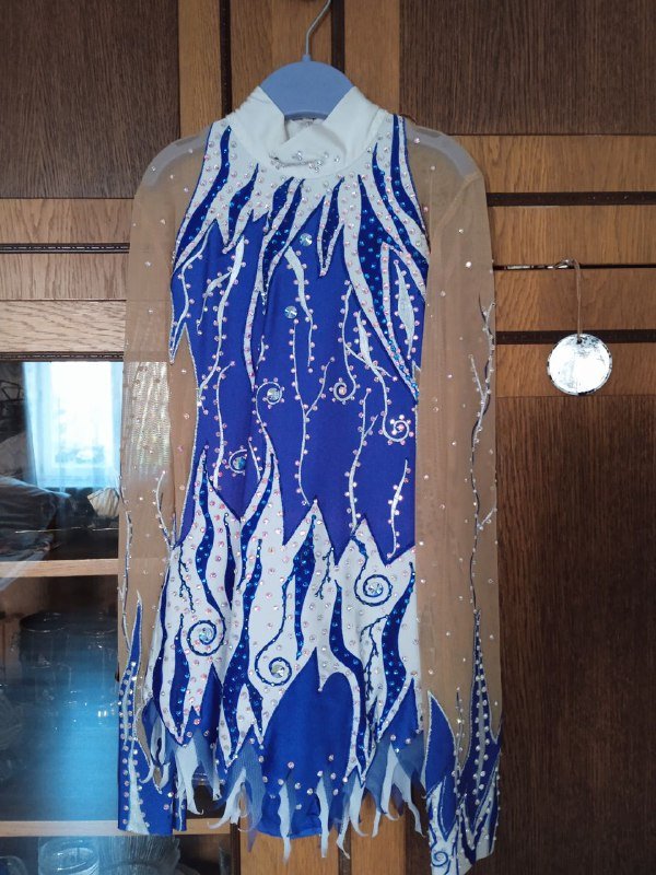 Купальник для художественной гимнастики со стразами Сваровски