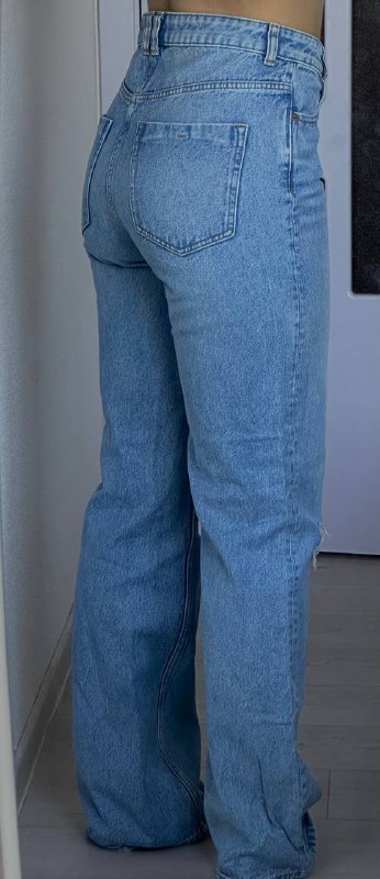 Тёмно-зелёный топ с длинными рукавами, штаны, бежевые штаны, кофта, джинсы 10