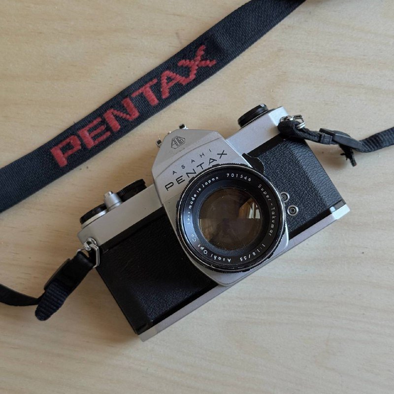 Камера Pentax SP500 с объективом Super-Takumar 55mm f/2