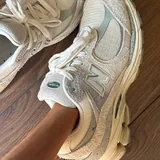 New Balance 2002r кроссовки 4