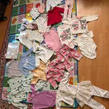 Пакет вещей для малыша и молокоотсос 1