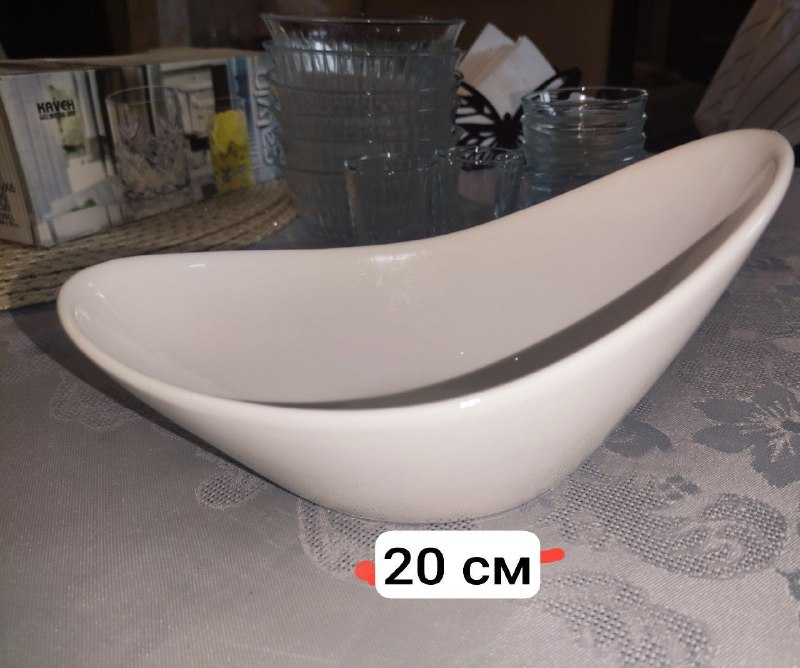 Стаканы, салатницы, икорница, рюмки, блюдо, кружка 5
