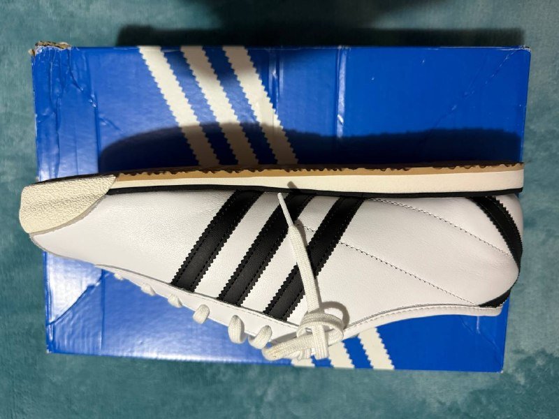 Мужские кроссовки Adidas Italia 70s 3