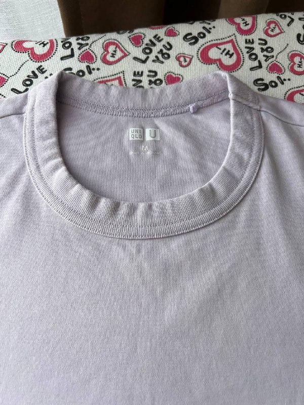 Нежно лавандовая футболка UNIQLO U, размер М 3