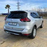 Nissan Rouge SV 2018 4