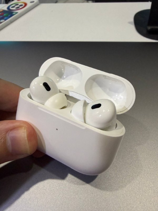 AirPods Pro 2 4