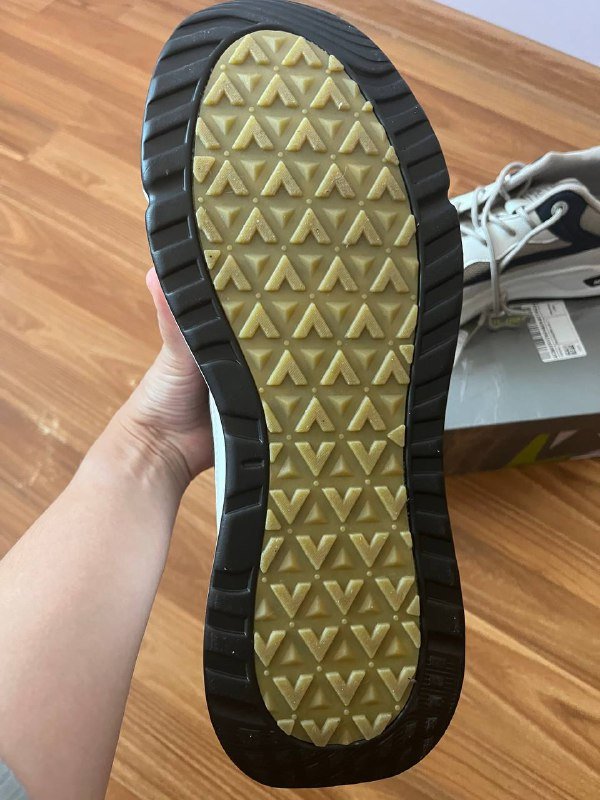 Мужские кроссовки размер 45 3