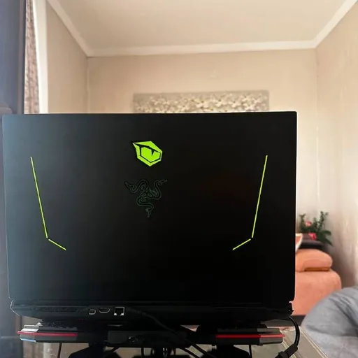 Геймерский ноутбук Monster