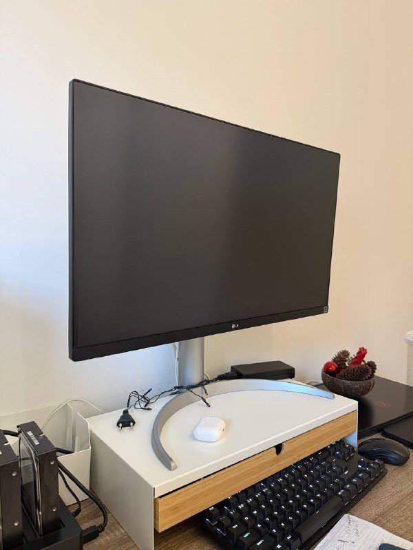 Монитор LG 27 дюймов 4K