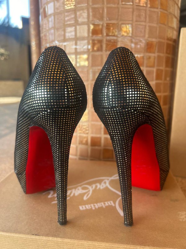 Туфли Christian Louboutin 3