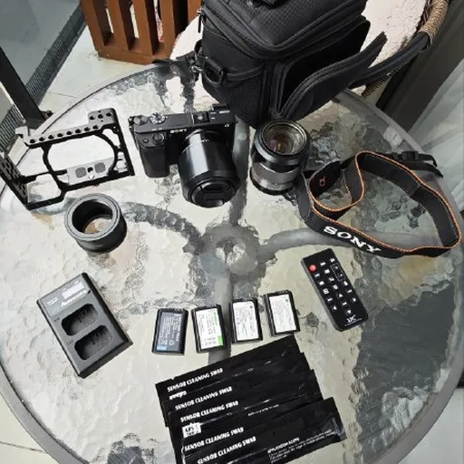 Sony a6300, объективы, адаптер, cage, аксессуары