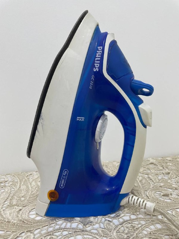 Samsung Galaxy A05s, Philips Iron 2