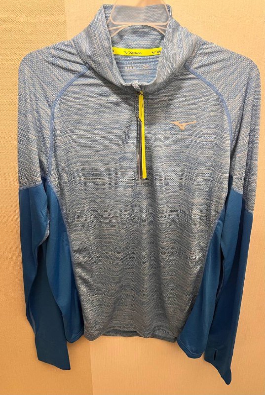 Беговая кофта Mizuno размер L