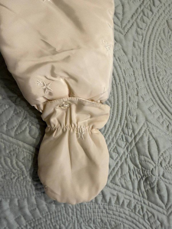 Комбинезон для детей с варежками 2