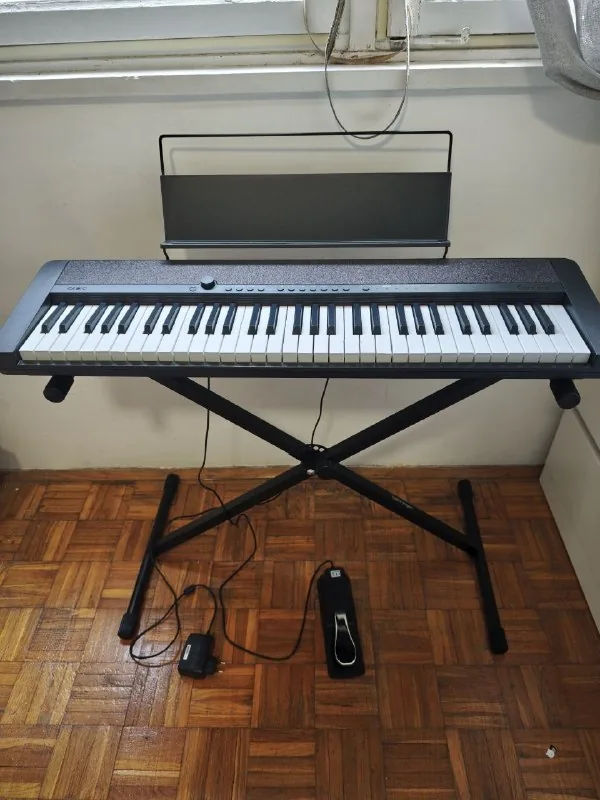 Синтезатор Casio CT S1, стойка, чехол, педаль 1