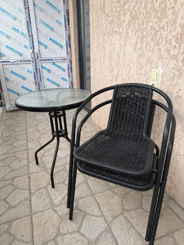 Стол и 2 стула для балкона или веранды