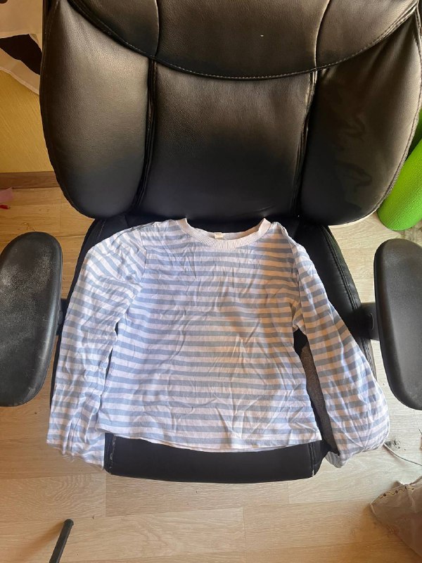 Йога-коврик, Массажный мячик, Пиджак Reserved, Кофта Bershka, Платье Oodji, Бархатное платье, Лонгслив, Джинсы скини, Юбка-карандаш 7