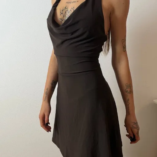 Платье Bershka