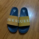 Мужские шлёпанцы Guess 2