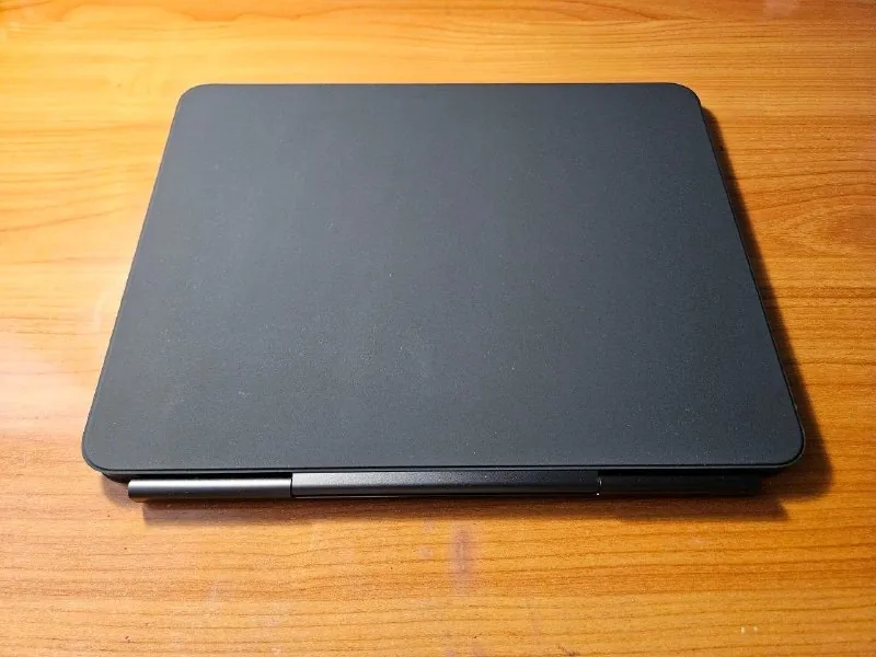 Apple iPad Pro 13″ M5 2TB с Magic Keyboard и Apple Pencil 1