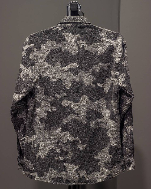 Рубашки мужские новые 10