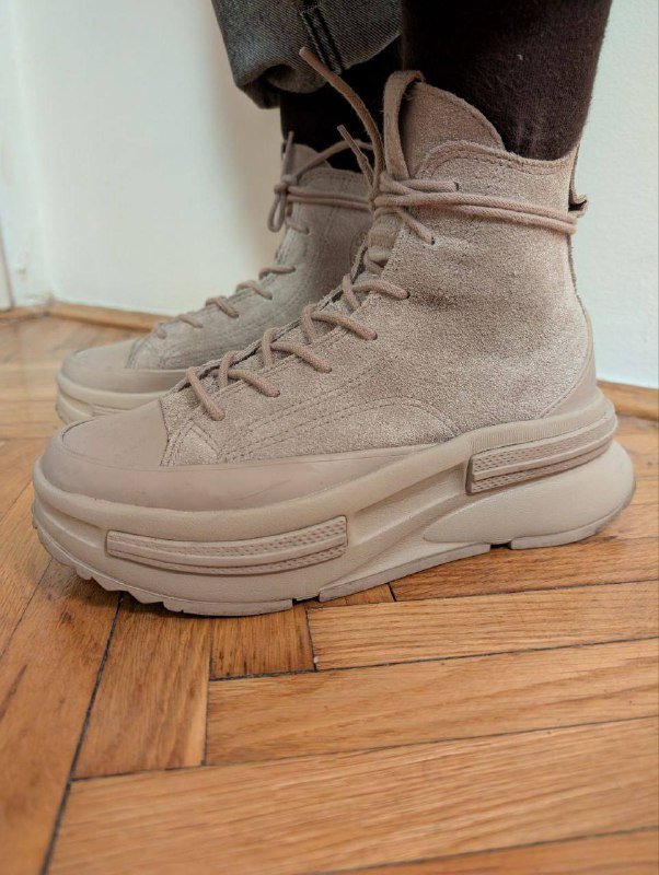 Ботинки vagabond кожа 36, Кеды convers замша 36,5 4