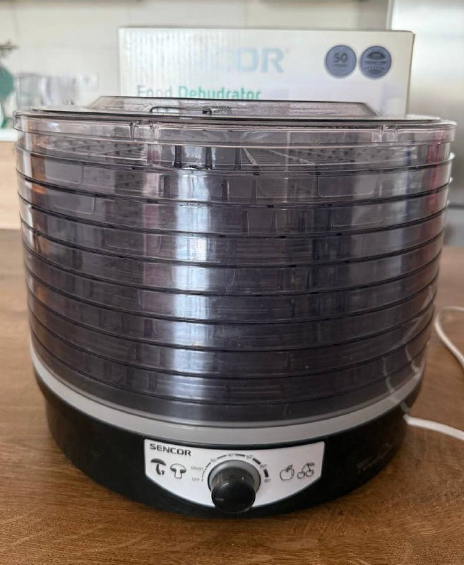 Дегидратор Sencor SFD 3109BK сушилка фруктов и мяса 1