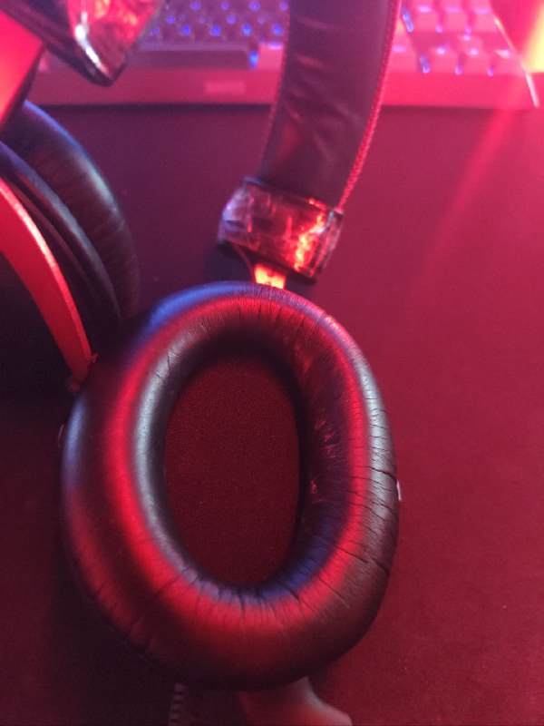 Игровые наушники HyperX Cloud 2