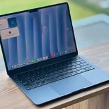 MacBook Air M2, MacBook Air M1, iPhone, AirPods Max, Xbox Series S 2