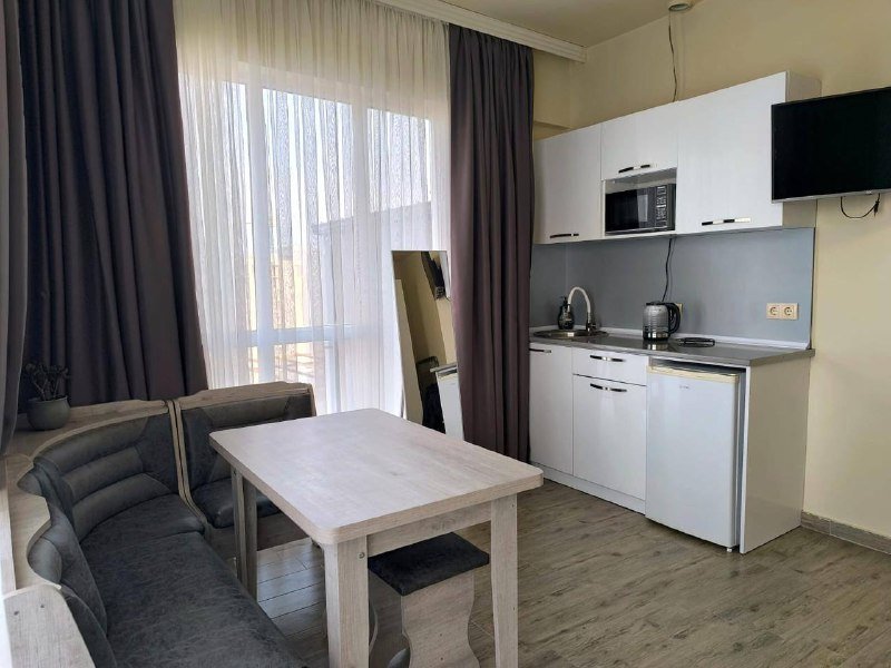 Светлая студия с видом на море рядом с Metro City Mall - Батуми 2