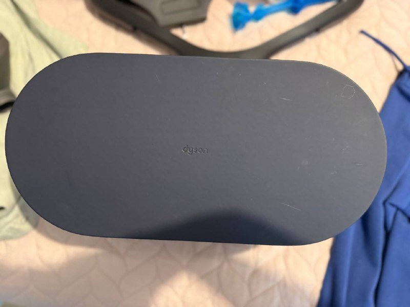 Коробка от Dyson