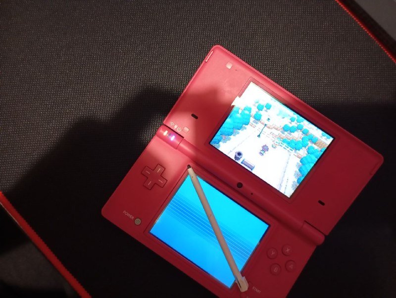 Nintendo Dsi игровая приставка 5