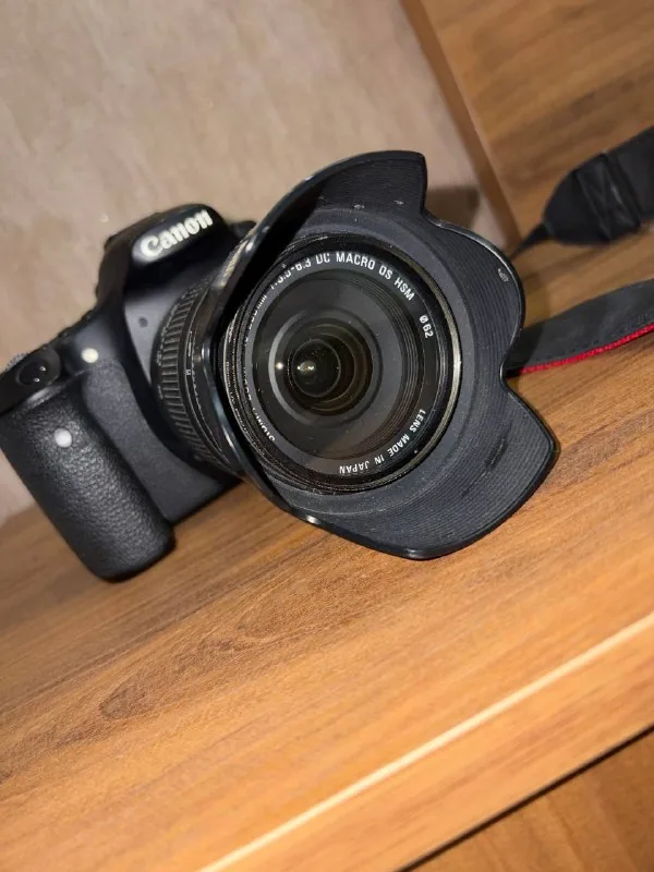 Canon фотоаппарат со вспышкой 1