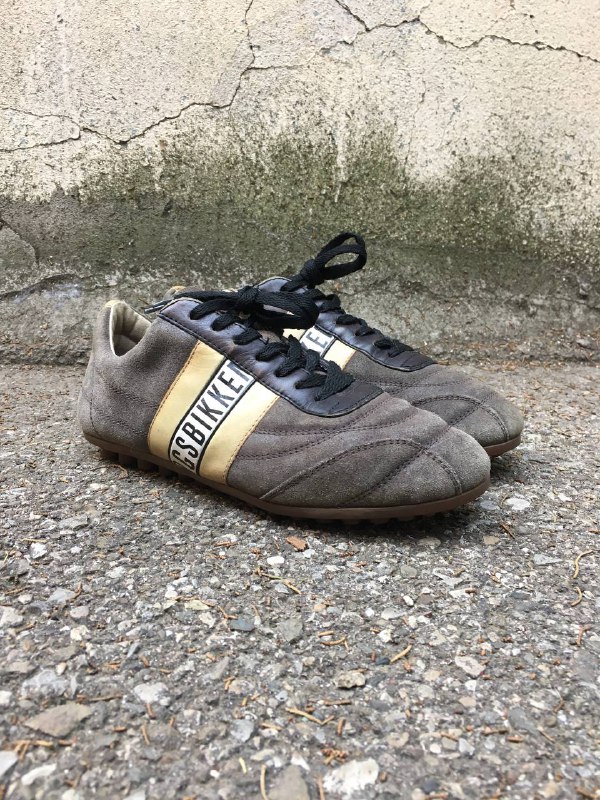 Bikkembergs Suede Sneakers 37