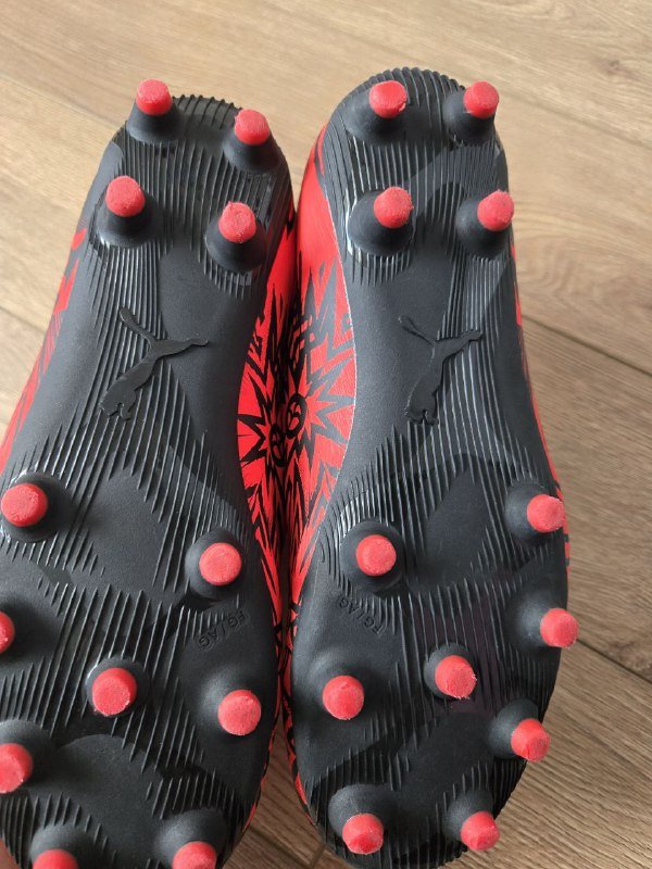 Бутсы Puma размер 35.5 детские 4