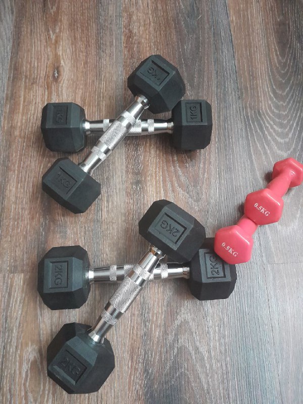 Гантели 2кг и 0.5кг