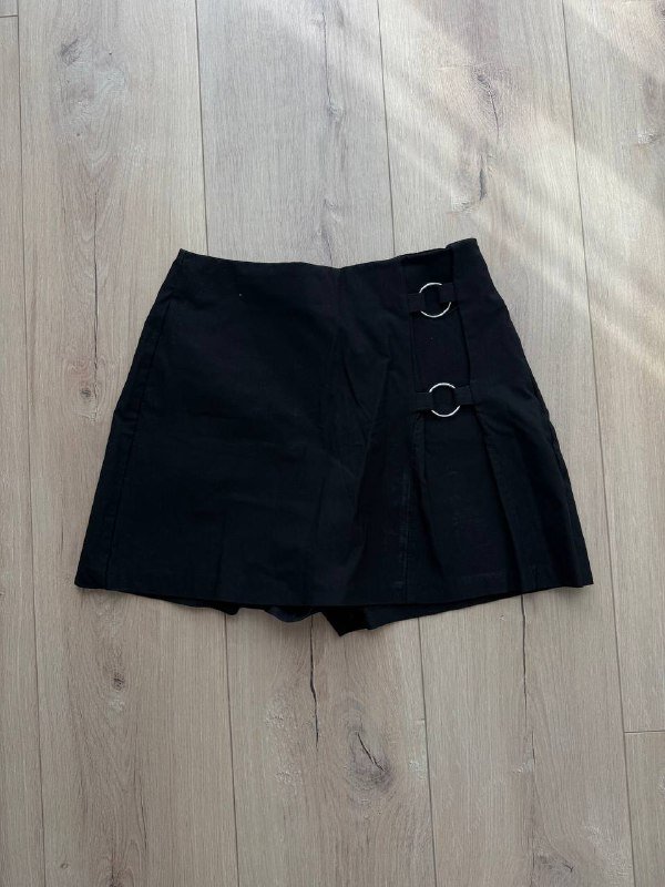 Платье Итальянское, Рубашка Zara oversize, Костюм юбка пиджак, Юбка черная, Водолазка, Юбка/шорты черная 6