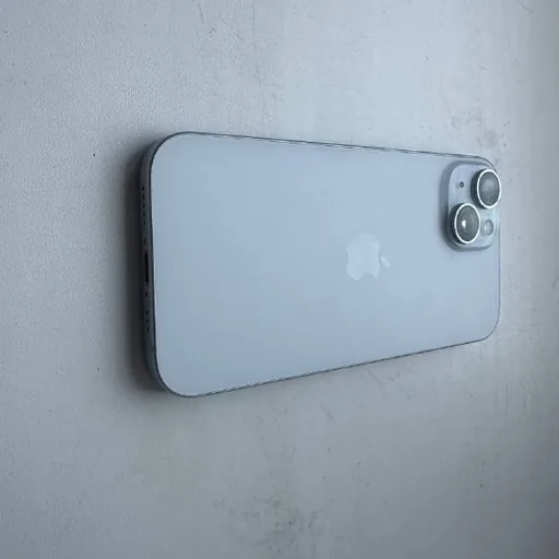 IPhone 15 128GB