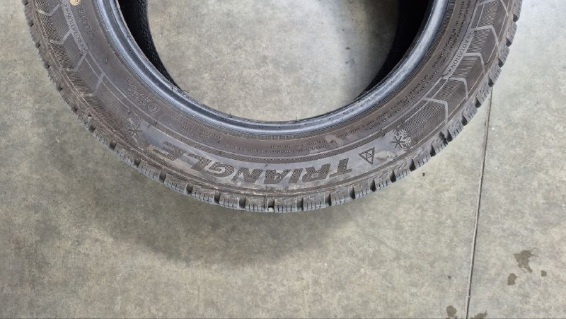 4 зимних шины Triangle 185/60r15 88r 2