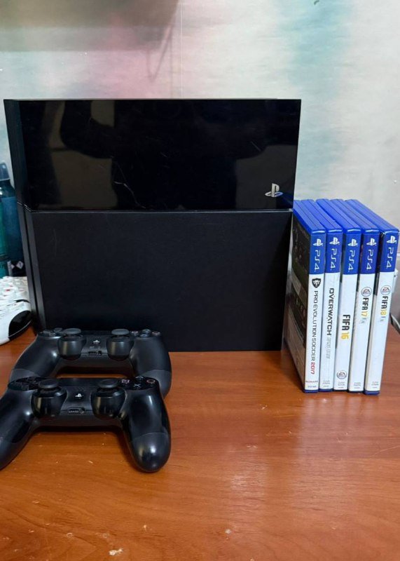 PlayStation 4 fat 1tb 1