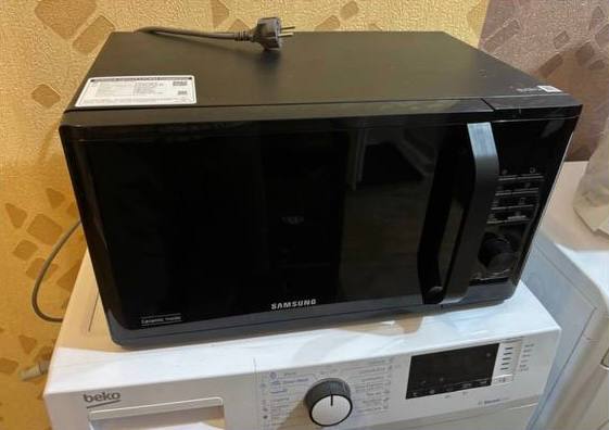 Микроволновка Samsung с грилем