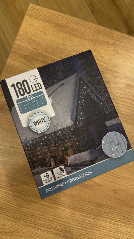 Кроссовки черные, Кроссовки белые, Гирлянда 6м 3