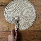 Книга, веер, сандалии, карниз, гирлянда 2
