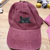 Matching caps (baseball caps) 3