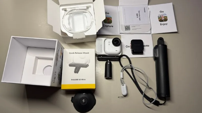 Insta360 GO Ultra Creator Bundle, DJI Osmo Pocket 3, DJI Mic Mini