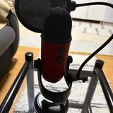 микрофон Blue Yeti с поп-фильтром и проводом 3