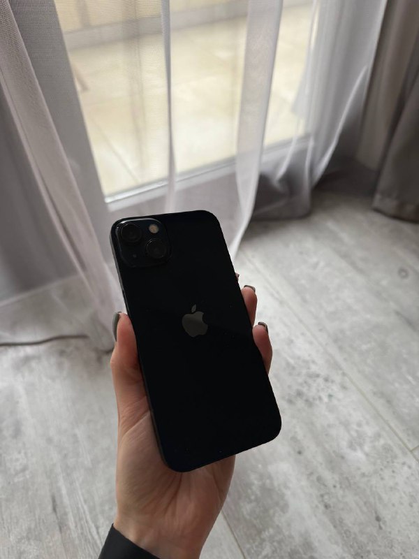 Продаётся iPhone 13, 128 ГБ, синий 2