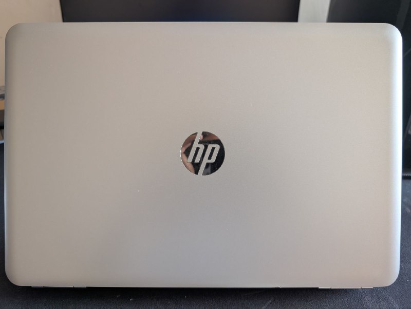Ноутбук HP Pavilion 15-bc200nc 2